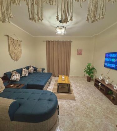 Spacious 2BR Pet-Friendly Stay in Maadi