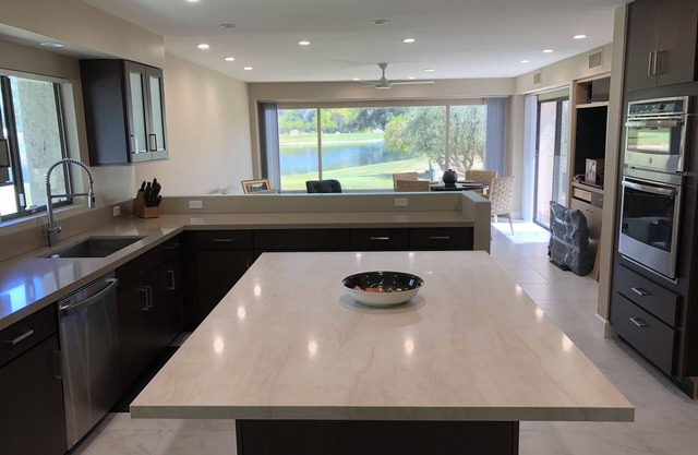 Spacious 3+3 Totally Remodeled Lakefront Home