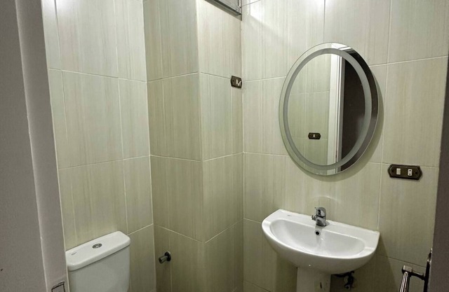 Spacious 3-Bd Hotel Apt in Gated Compound in Sheikh Zayed