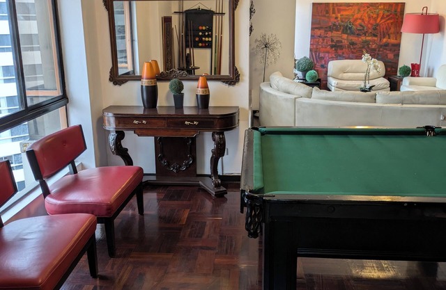 Spacious 3-bedroom 2-story apartment in Miraflores in the 17th floor