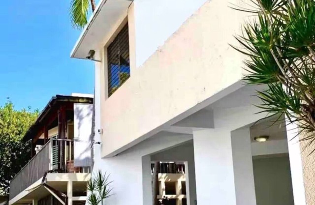 Spacious 3-bedroom apartment in enjoyable Guaynabo with AC, WiFi