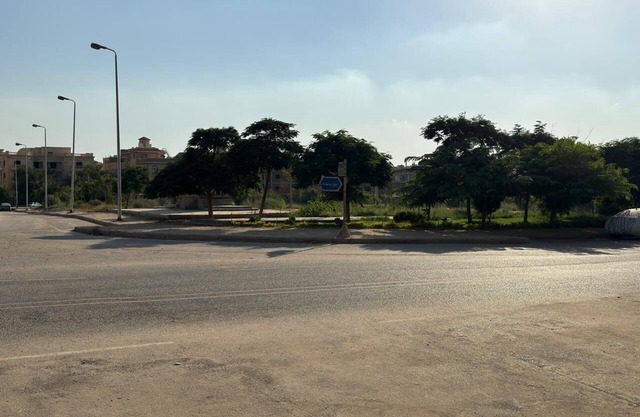 Spacious 3-bedroom apartment with WiFi, AC in beautiful Cairo