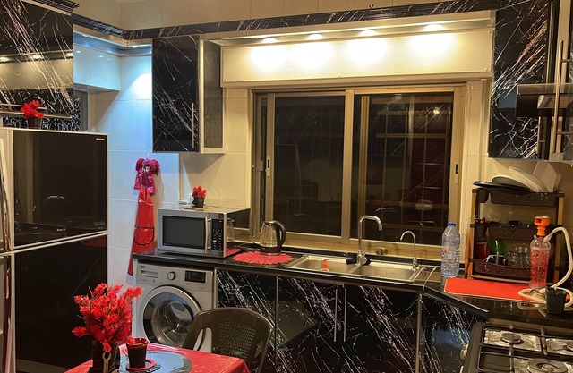 Spacious 3 bedroom apartment with 2 living room