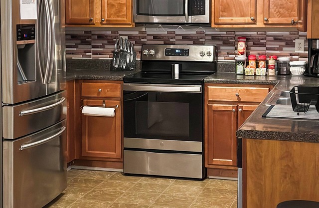 Spacious 3 bedroom Getaway: Perfect for families: 10 mins away from Airport
