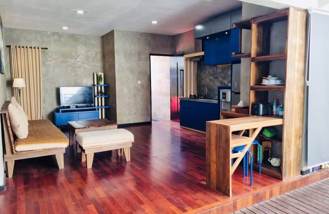 Spacious 3-Bedroom House with Easy Access