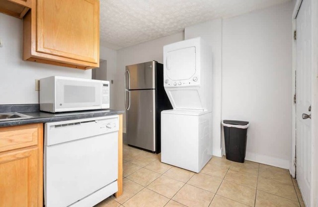 Spacious 3 Bedroom near OSU and High St.
