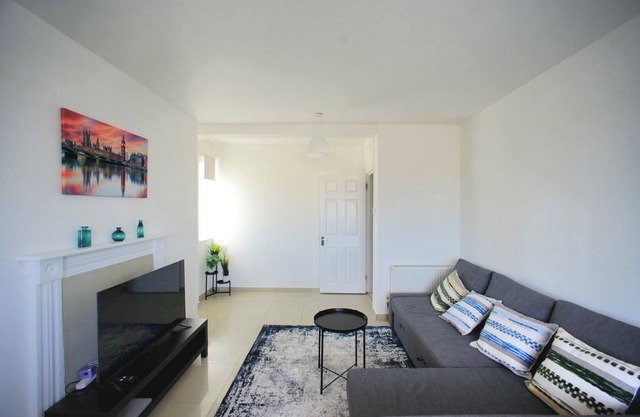 Spacious 3BR/2BA – Central London - Walk to Paddington / Hyde Park
