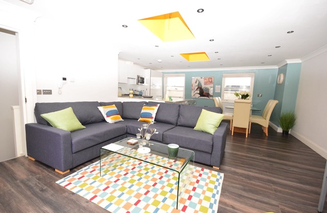 Amplio apartamento familiar de 3 habitaciones en Parsons Green