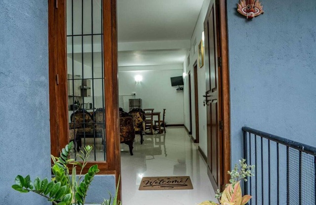 Spacious 4-bed Apartment in Katugastota
