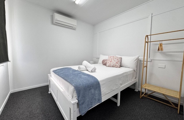 Spacious 4-Bedroom Home in Belgian Gardens - Spacious 4-Bedroom Home in Belgian Gardens