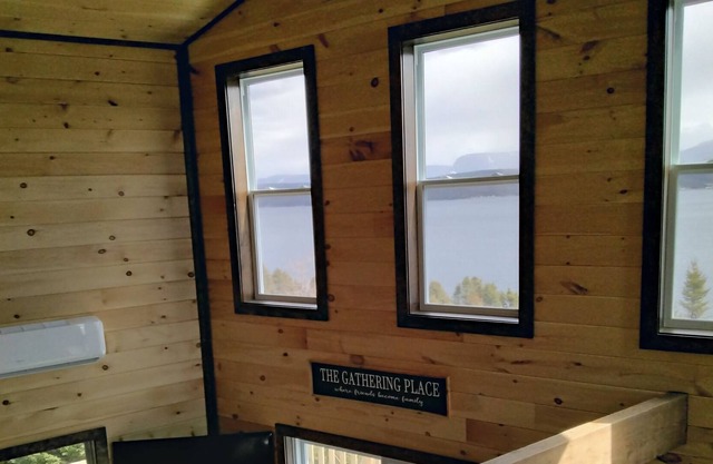 Amplio chalet de 4 dormitorios en el corazón de Gros Morne