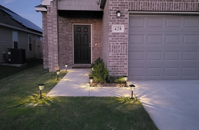 Spacious 4-bedroom house, in charming Everman. The house is less than a year old