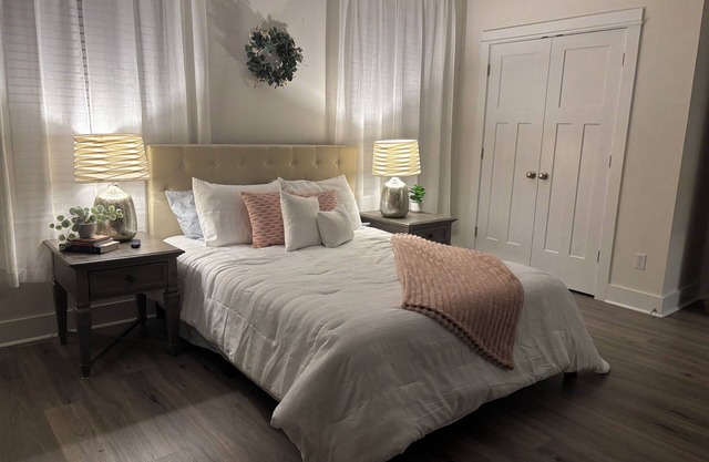 Spacious 4-bedroom house in charming Tallahassee