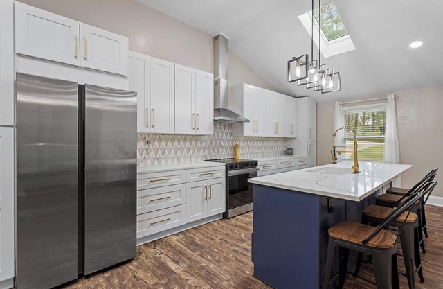 Spacious 4-Bedroom Vacation Home with Wi-Fi & Fenced Yard – in Raleigh, NC