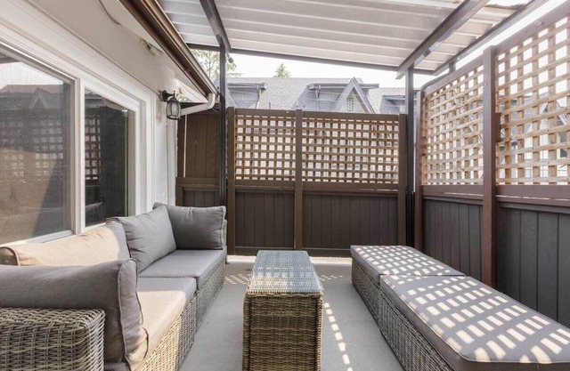 Spacious 4 BR House in Park Drive