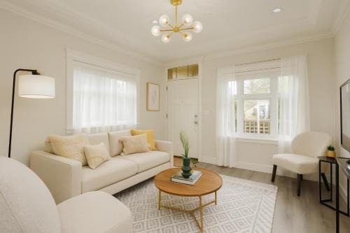Spacious 4BD Home in Vancouver