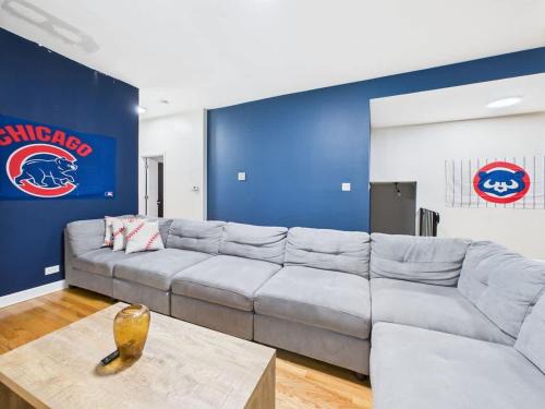 Spacious 4BR Covered Parking Just Steps to Wrigley