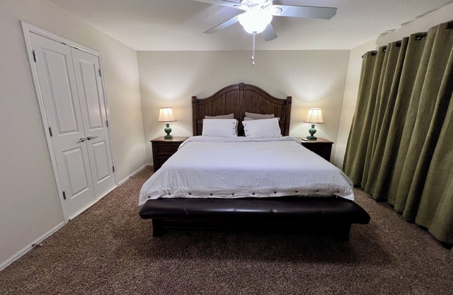 Spacious 4BR Family Home, Near SeaWorld & AFB