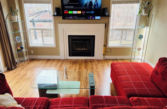 Spacious 4BR | Private Backyard | Prime Location In Waterloo