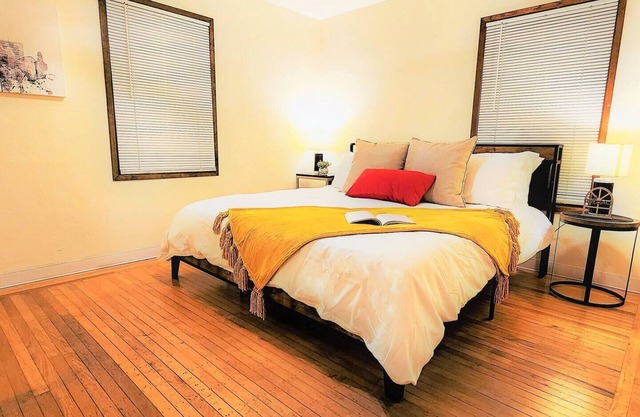 Spacious 4BR Silicon Valley Retreat in Santana Row