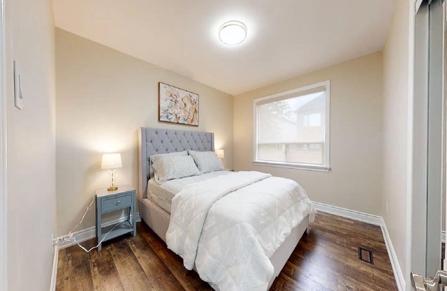 Spacious 5 Bedroom/3 Bath Home