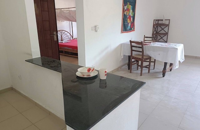 Spacious 5-bedroom building in wonderful Mahajanga with roof terrace and pool