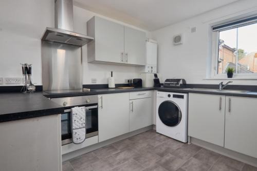 Spacious 5-Bedroom Home With Parking Space