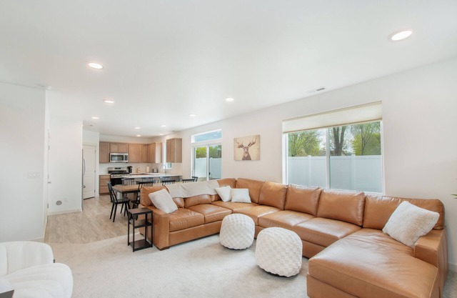 Spacious 5-bedroom home in Prime Central Location
