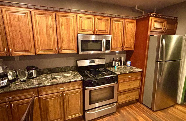 Spacious 5-bedroom house in fabulous Troy