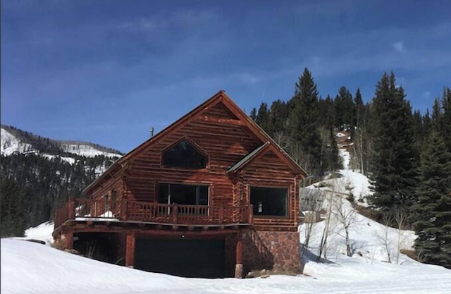 Spacious 5-bedroom lodge in majestic San Juan Mountains - 45 Acres