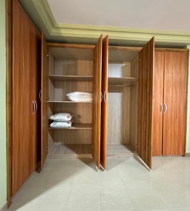 Spacious 5-Bedroom Private Home