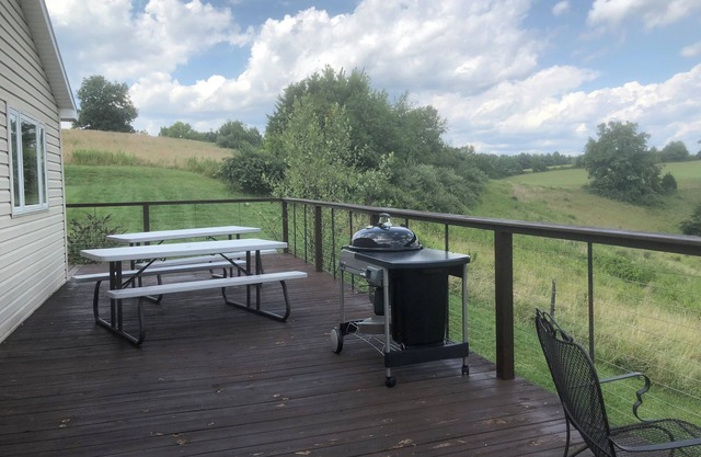 Spacious 5-bedroom secluded home in lovely Indian Mills with AC