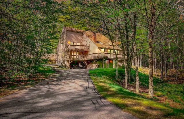 Spacious 5 Bedroom N. Conway Home | Best Location!