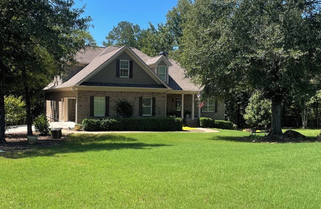 Spacious 5-bedroom house in delightful Watkinsville