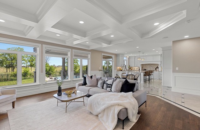 Spacious 5-bedroom villa in amazing Seven Lakes golf course in Windsor