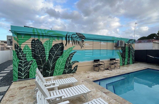 Spacious 5-bedroom house with WiFi, AC in lovely Luquillo