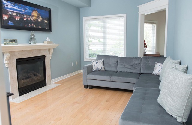 Spacious 6 Bedrooms Retreat *for 15 People*