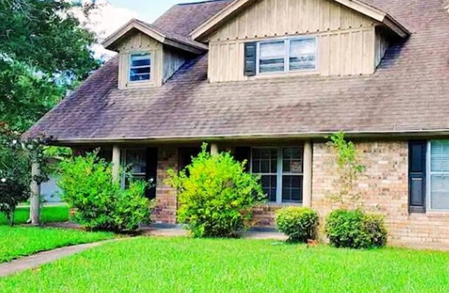 Spacious 6-bedroom Home Perfect for Large Groups!
