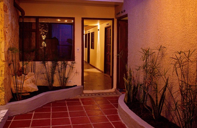 Spacious 9-bedroom house in wonderful La Calera with WiFi