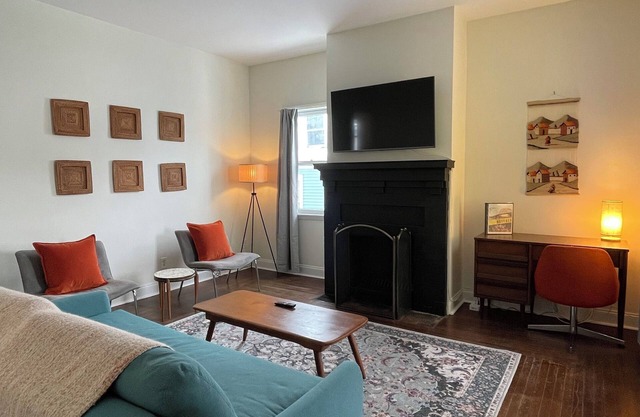 Spacious Allentown Apartment with Free Parking