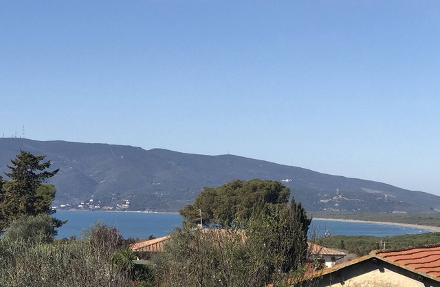 Ático espacioso y luminoso con terraza con vistas al mar