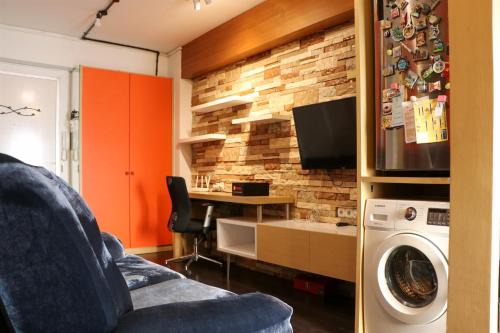 Spacious and Comfort Stay Studio at Green Bay Pluit Apartment By Travelio