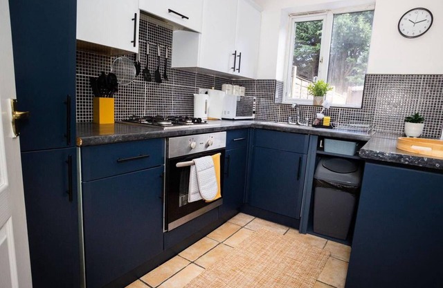 Spacious and cozy 2-bedroom In Haydock
