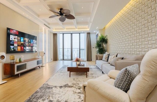 Spacious and luxurious 3-bedroom apartment with WiFi, AC in pleasant Cầu Giấy