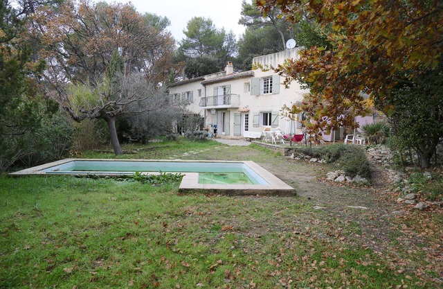 Spacious and pleasant villa in Luberon we and weeks
