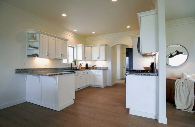 Spacious and Quiet Get Away Home