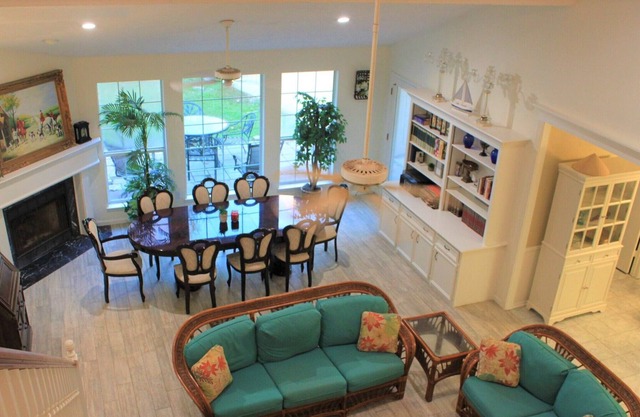 Spacious and relaxing 4-bedroom Coastal House