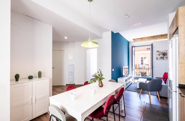 Spacious Apartment with City View