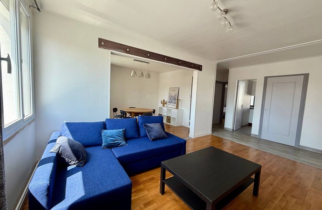 Spacious apartment in central Saint-Jean-de-Monts near beach