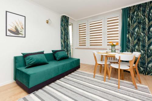 Spacious Apartment close to PGE Stadium in Warsaw by Noclegi Renters